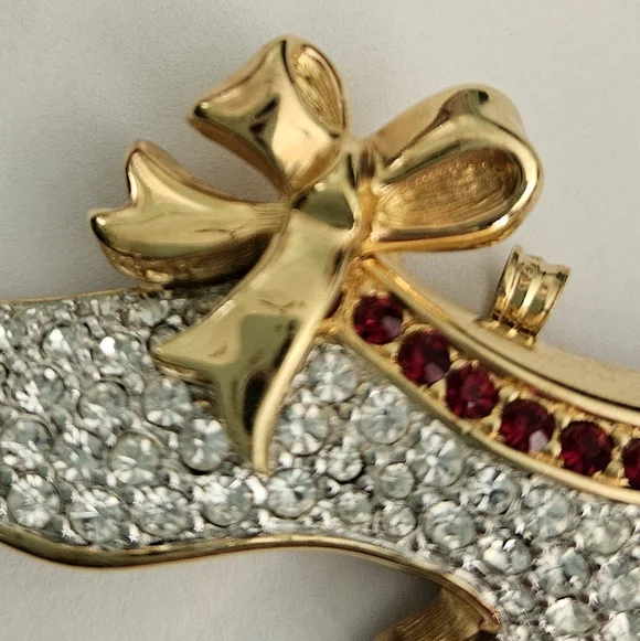 Vintage Swarovski White Red Crystals Brooch Pendant Retro Festive Bow Feminine - Picture 4 of 6